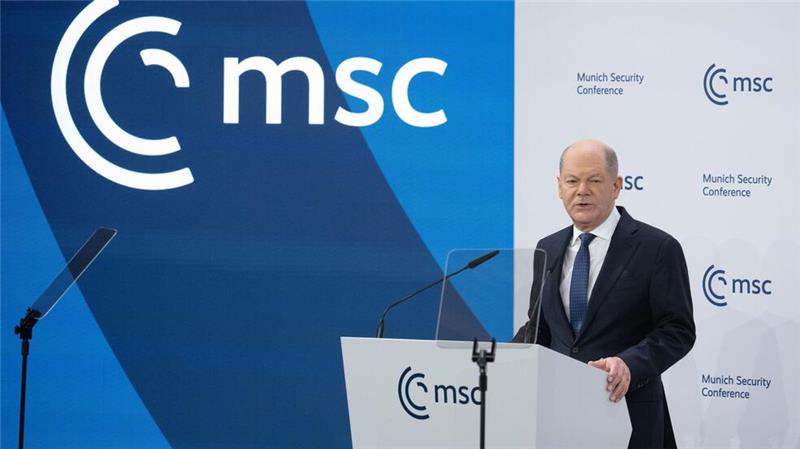 Fünf Lehren aus der Münchner Sicherheitskonferenz Wird an diesem Montag zu einem Sondertreffen in Paris erwartet: Bundeskanzler Olaf Scholz.
