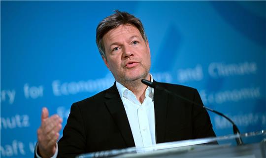 Wirtschaftsminister Robert Habeck: Zum Monatswechsel sind in Deutschland mehrere Kohlekraftwerke endgültig stillgelegt worden.