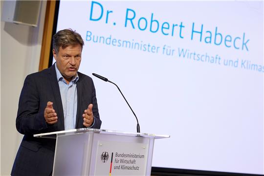 Wirtschaftsminister Robert Habeck ist kommende Woche zu Gast in Wernigerode. Foto: Jörg Carstensen/dpa