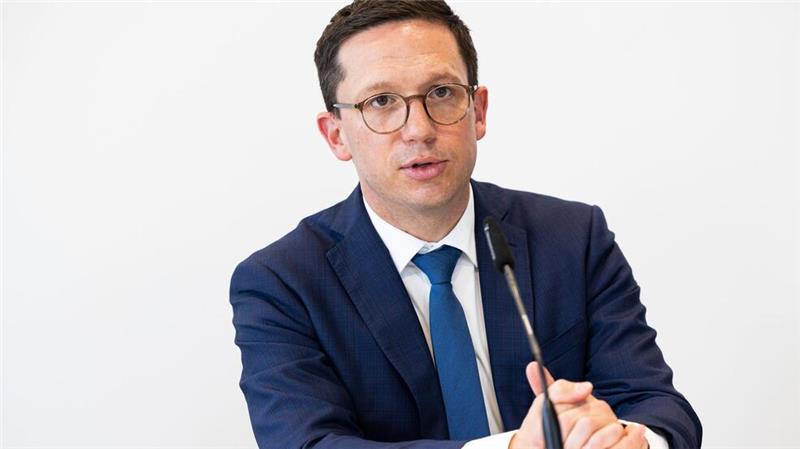 Wissenschaftsminister Falko Mohrs (SPD) kündigt den Neubau der Medizinischen Hochschule Hannover für 2028 an. (Archivfoto) 