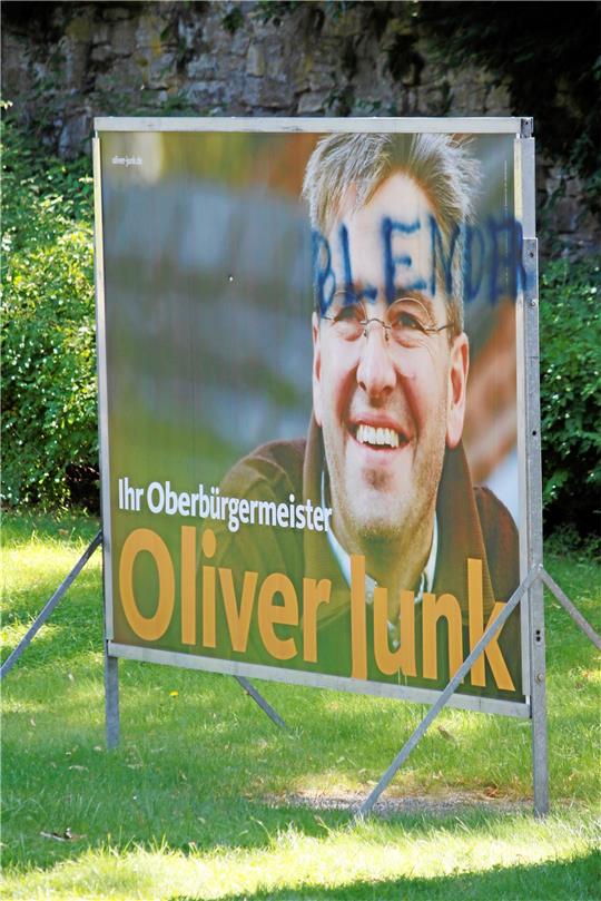 Wo darf in Zukunft was im Wahlkampf plakatiert werden? Die Stadt sucht nach Regeln, an die sich dann auch alle halten. Archivfoto: Epping