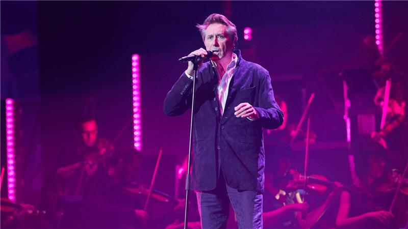 Wo immer er auftritt, ist Bryan Ferry stets adrett gekleidet. In den 70er und 80er Jahren galt er als Stilikone. (Archivbild)