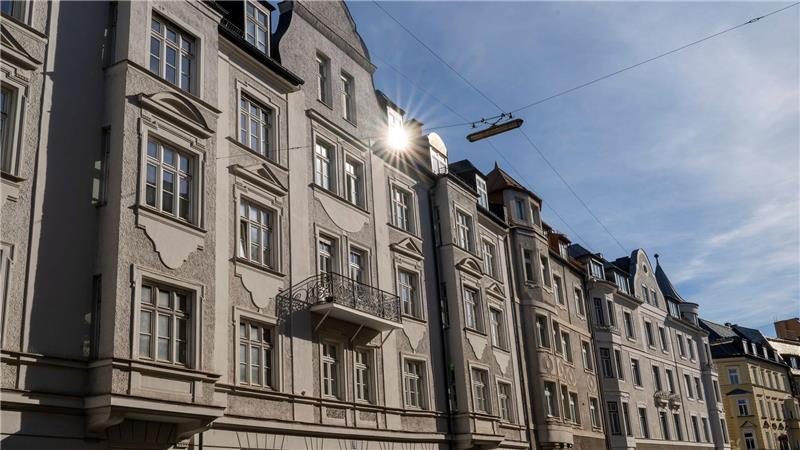 Wohnungen in München: Die Zahl regulärer Inserate am Mietmarkt sinkt. (Archivbild)