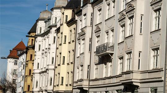 Wohnungen in München: Gerade im Süden von Deutschland sind die Immobilienpreise stärker gestiegen als die Einkommen