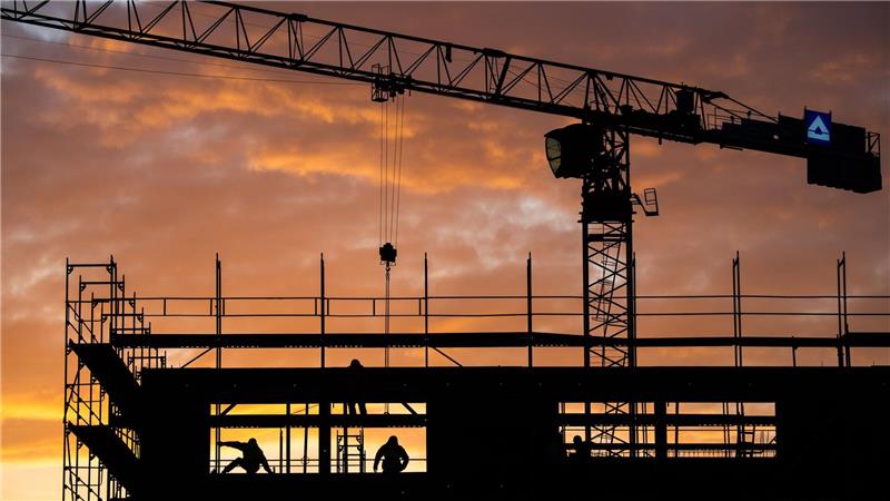 Finanzaufsicht lockert Vorgaben für Immobilienkredite Wohnungsbau in Deutschland: Mit gelockerten Kreditvorgaben könnten Verbraucher leichter an Darlehen kommen (Archivbild)