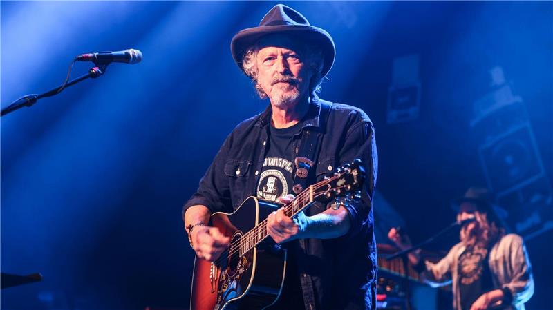 Wolfgang Niedecken freut sich darüber, dass seine Heimatstadt Köln bei der Kommunalwahl nicht nach rechts abgedriftet ist. (Archivbild) 