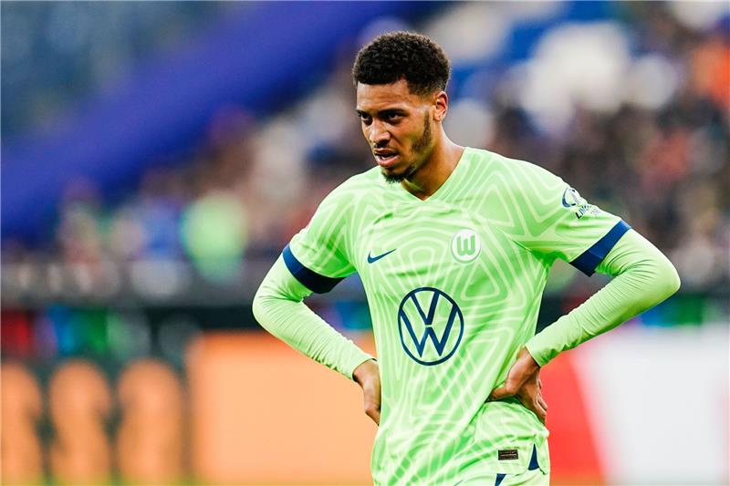 Ähnlichkeiten: Nmecha vergleicht Kovac mit Guardiola Wolfsburgs Felix Nmecha steht auf dem Spielfeld.