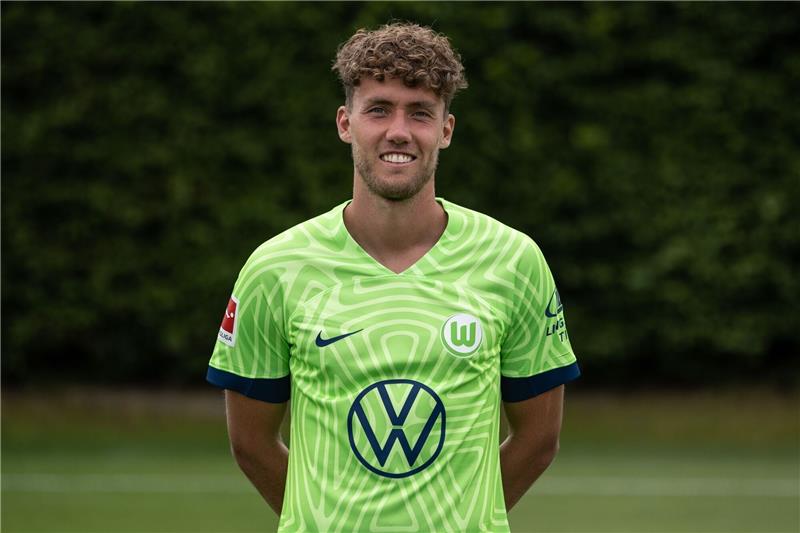 „Wolfsburger Allgemeine”: Kein Waldschmidt-Transfer zum VfB Wolfsburgs Luca Waldschmidt während eines Fototermins.