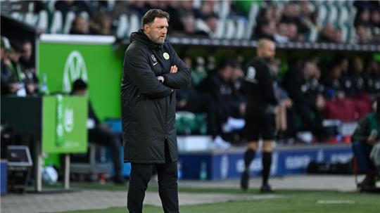 Wolfsburgs Trainer Ralph Hasenhüttl beim 1:1 gegen den FC Augsburg.