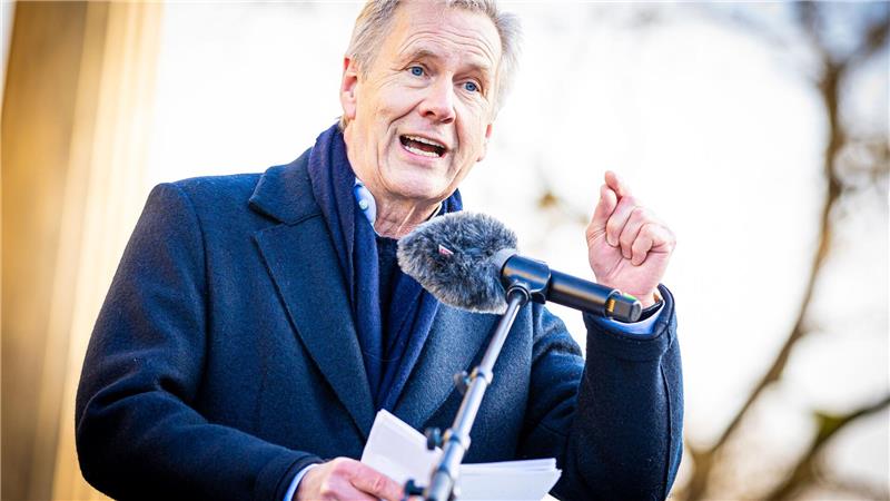 Wulff: „Der unbegrenzte Medienkonsum in sozialen Netzwerken richtet unendlichen Schaden an.“