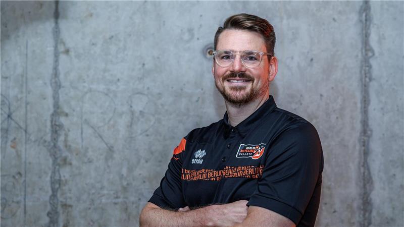 Wurde während des Halbfinals zum Berliner Chefcoach befördert: Markus Steuerwald. (Archivbild)