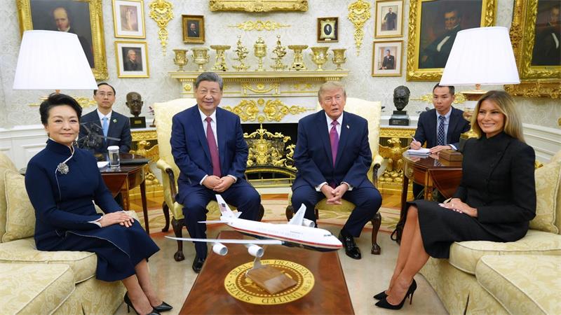 Trumps Krach mit Medien überschattet Xi-Besuch Xi bleibt bis Freitag.