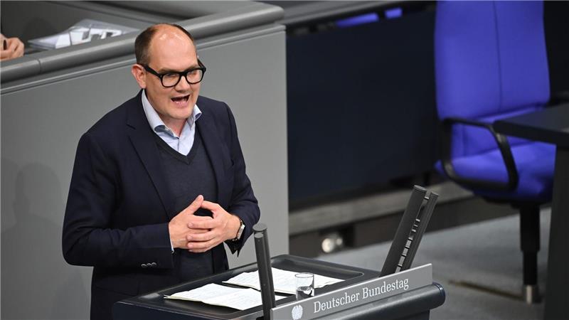 CDU-Arbeitnehmer warnt vor „Schlagseite“ in Sozialdebatte Zahngesundheit sei kein Luxus, sagt Grüne-Gesundheitsexperte Janosch Dahmen. (Archivfoto)