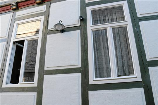Zankapfel mit weißem Rahmen: Die Fenster müssen bunt sein, sagt der Denkmalschutz. CDU und SPD wollen das nicht mehr so hinnehmen. Foto: Hartmann