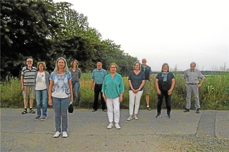 Henning Wehrmann ist Oberbürgermeister-Kandidat Zehn der 18 Kandidaten für den Goslarer Stadtrat waren bei der Versammlung anwesend: Joachim Krage-Sieber (von links), Angelika Klingenberg, Regina Matschkus, Caroline Borrmann, Detlef Vollheyde, Klaudia Berndt, Christina Singewald, Klaus-Ulrich Bock, Sabine Haarnagel und Henning Wehrmann. Fotos: Hartmann