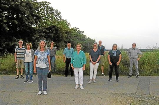 Zehn der 18 Kandidaten für den Goslarer Stadtrat waren bei der Versammlung anwesend: Joachim Krage-Sieber (von links), Angelika Klingenberg, Regina Matschkus, Caroline Borrmann, Detlef Vollheyde, Klaudia Berndt, Christina Singewald, Klaus-Ulrich Bock, Sabine Haarnagel und Henning Wehrmann.  Fotos: Hartmann