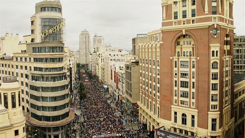 Medien: Spaniens Notparlament soll Mieterschutz absegnen Zehntausende haben am Wochenende in Spanien wie hier in der Hauptstadt Madrid gegen die Wohnungsnot demonstriert. (Archivbild)