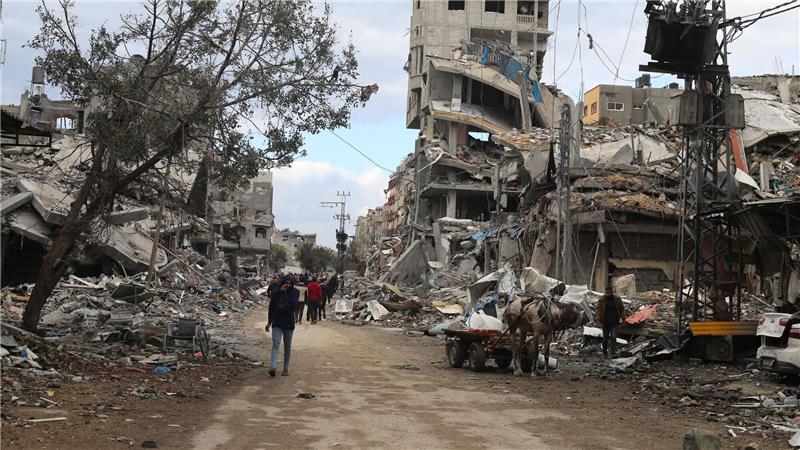 Gaza-Krieg: Hoffen auf längere Feuerpause Zerstörte Gebäude in Beit Lahia.