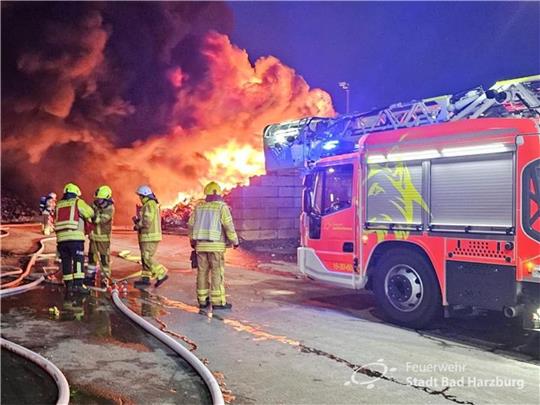 Zu Ostern geht wieder eine große Menge Elektroschrott in Flammen auf. Archivfoto: Feuerwehr/Privat