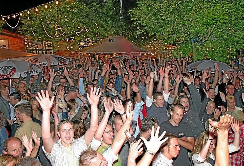 Zu den Altstadt-Partys auf dem Brauhof strömten von 2004 bis 2007 regelmäßig die Massen. Fotos: GZ-Archiv