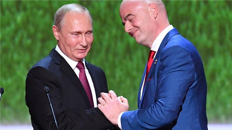 Zu den Mächtigen der Welt sucht Gianni Infantino immer eine große Nähe. (Archivbild) 