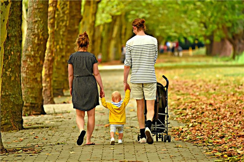 Landkreis Wolfenbüttel sucht Pflegeeltern Zu einem behüteten Aufwachsen gehört viel. Für Pflegekinder übernimmt ein biologisch nicht verwandtes Ehepaar oder ein einzelner Erwachsener diese wichtige gesellschaftliche Aufgabe und stellt das Kindeswohl sicher. Symbolfoto: Pixabay