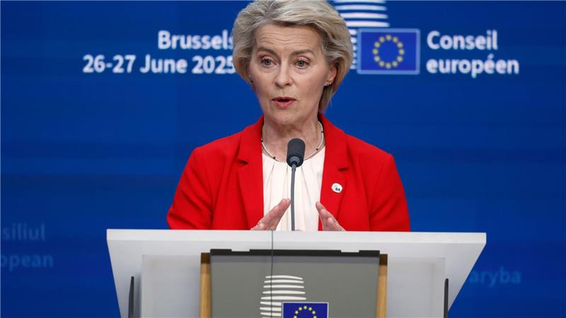 So war Merz‘ erster EU-Gipfel Zu einem neuen US-Angebot für eine Einigung im Zollstreit ein wollte sich die zuständige EU-Kommission unter Leitung von Ursula von der Leyen zum Inhalt und zur Bewertung des Textes öffentlich nicht äußern.