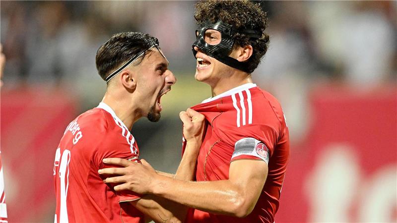Befreiung für Klose nach spätem Nürnberger Joker-Tor Zu früh gejubelt: Das Kopfballtor von Maskenmann Fabio Gruber wurde wegen Abseits vom Video-Assistenten kassiert.