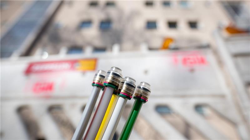 Zugang für Millionen – doch Glasfaser bleibt oft ungenutzt
