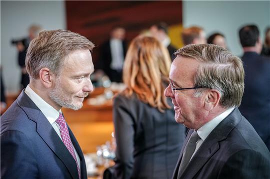 Zulagen für die Litauen-Brigade sorgen für Unstimmigkeiten zwischen Lindner (l) und Pistorius (Archivbild).