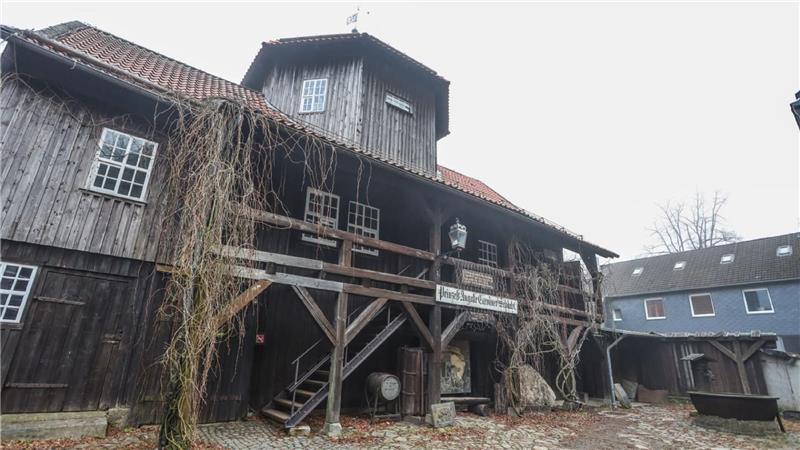 Das Bild zeigt ein Gebäude, das zum Bergwerksmuseum dazugehört.