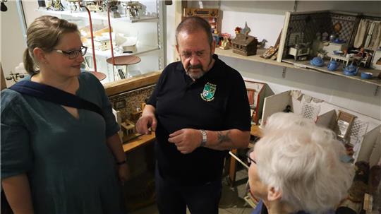 Zum 1025-Jahre-Fest hat das Heimatmuseum ein neues Zimmer designt und geöffnet, das einige Besucher in ihre Kindheit zurückversetzt.
