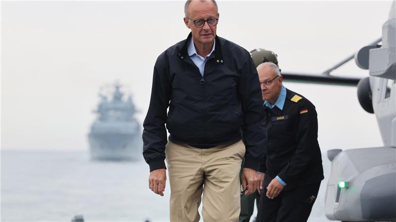 Zum Antrittsbesuch bei der Flotte.