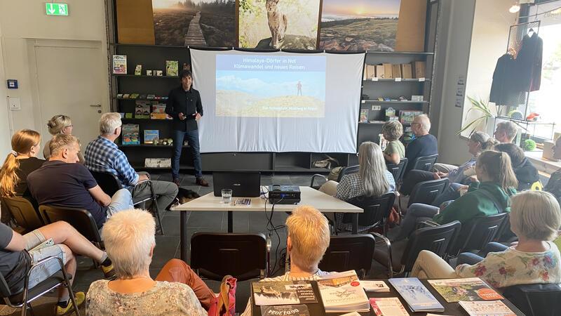 Zum Auftakt der neuen Veranstaltungsreihe im Harz-Welcome-Center in Torfhaus spricht der Journalist Dr. Michael Strohmann über "Klimawandel und neues Reisen".