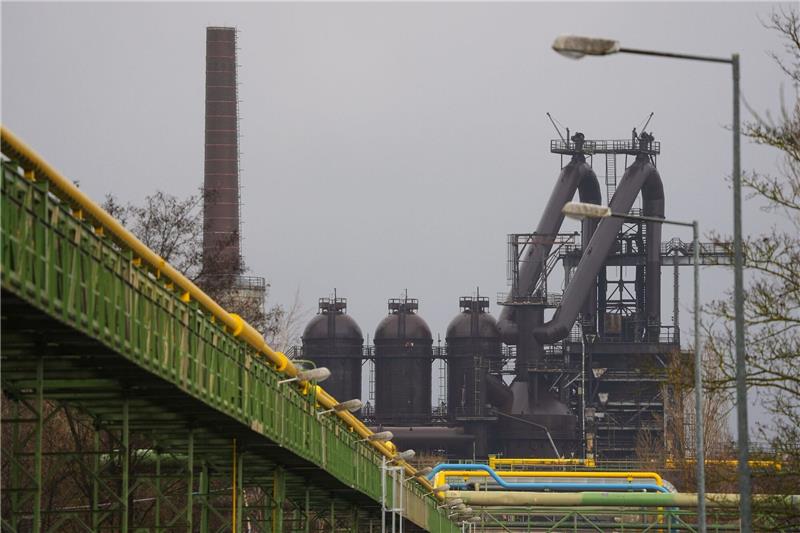 Auftragseingang der deutschen Industrie gestiegen Zum Jahresende 2023 sind die Aufträge in der deutschen Industrie gestiegen. (Symbolbild/Archivbild)