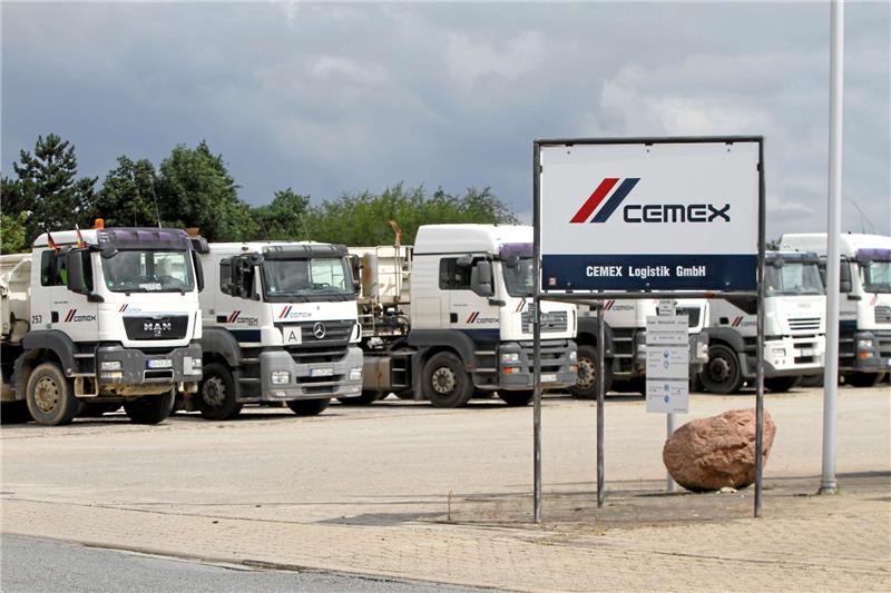 Zum Jahresende fahren hier endgültig keine Lkw mehr: Der Cemex-Standort vor dem Nordhees wird laut Chef Michael Schulte aufgegeben.  Foto: Epping