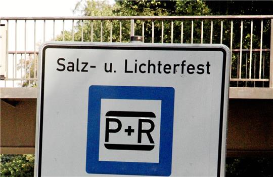 Zum Salz- und Lichterfest werden in der Innenstadt mehrere Straßen und Parkplätze gesperrt. Die Veranstalter bieten aber wieder ein Park & Ride an.