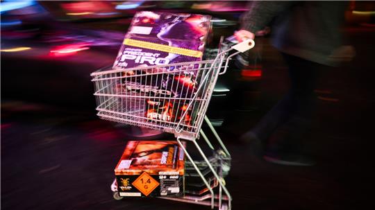 Zum Verkaufsstart gab es vielerorts Warteschlangen. 