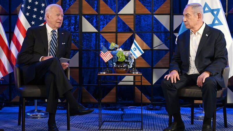 Israel greift nach Huthi-Attacke in Tel Aviv im Jemen an Zum ersten Mal seit vergangenem Jahr soll es am Dienstag wieder ein Treffen zwischen Netanjahu und US-Präsident Biden geben. (Archivbild)