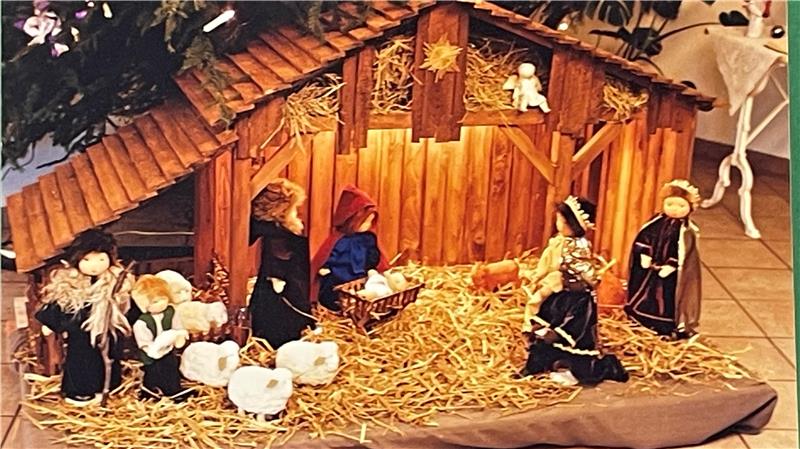 Momente, die Nahrung für die Seele sind Zum großen Weihnachtsbaum bis 2023 gehört im Haus „Abendfrieden“ auch die selbst gebaute Krippe.