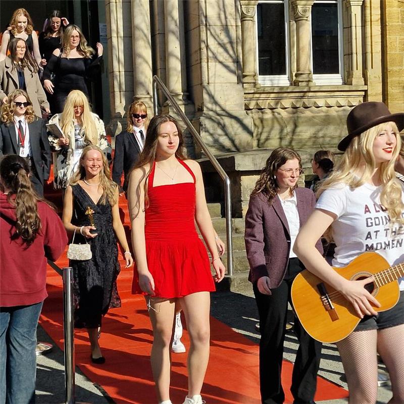 Zum krönenden Abschluss wählen die RG-Abiturienten am Freitag das Motto "red car...