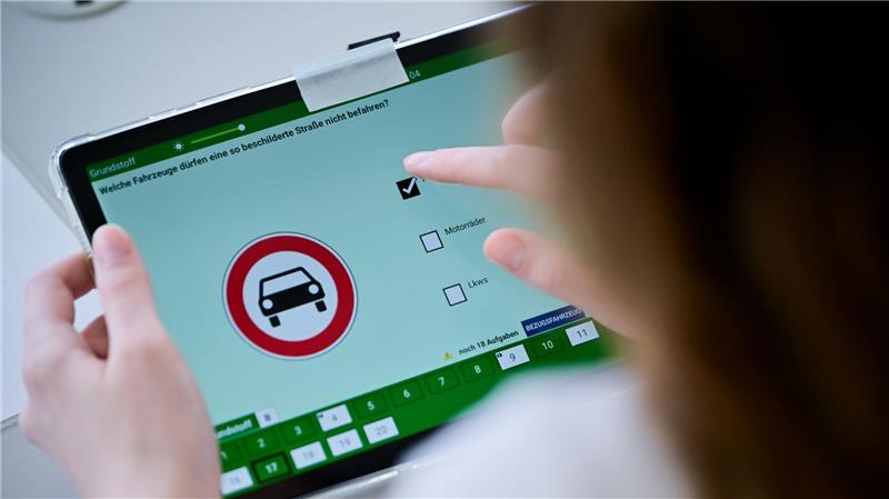 Zunehmend decken Ermittler und Gerichte ein weit verzweigtes System der organisierten Kriminalität auf. (Symboldbild)