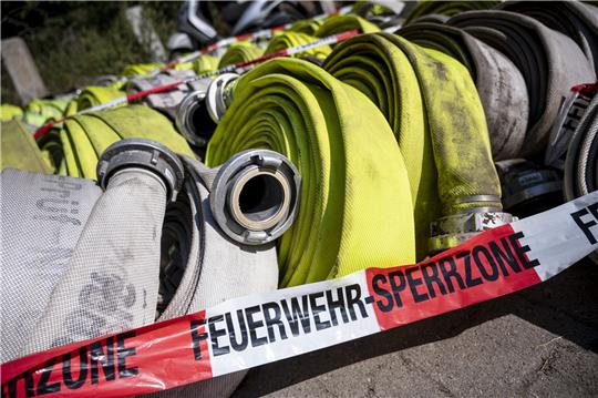 Zwei Einsätze beschäftigten die Feuerwehr Astfeld am Wochenende. Symbolbild: picture alliance/dpa | Fabian Sommer