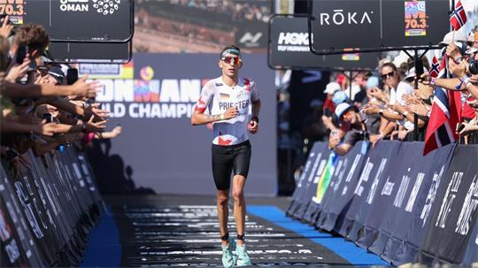 Zwei Jahre nach einem Herzinfarkt hat Lasse Nygaard Priester bei der Ironman70.3-Weltmeisterschaft in Nizza einen tollen fünften Platz erreicht.