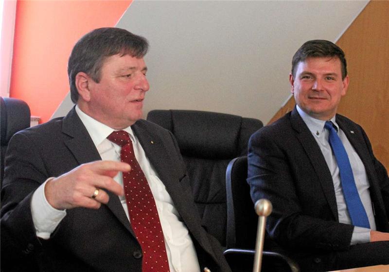 Zwei Volksbanken, die „den gleichen genetischen Code“ teilen, haben die Weichen auf Fusion gestellt. Foto: Beckmann