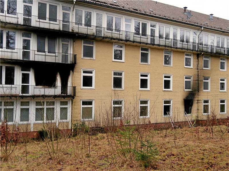 Feuer in der Erbprinzentanne: Spürhund kommt ins Spiel Zwei Zimmer der Erbprinzentanne brennen Ende Dezember aus. Foto: Feuerwehr