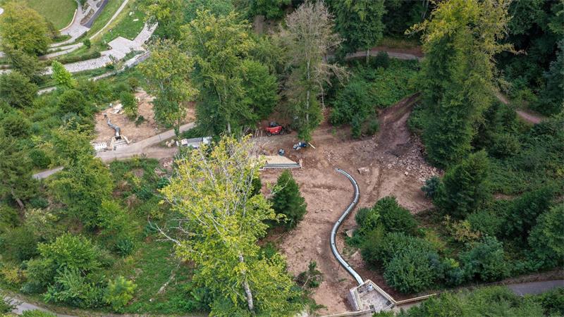 Zwei neue Rutschen im Stadtgarten Calw verbinden künftig den Park mit der Innenstadt.