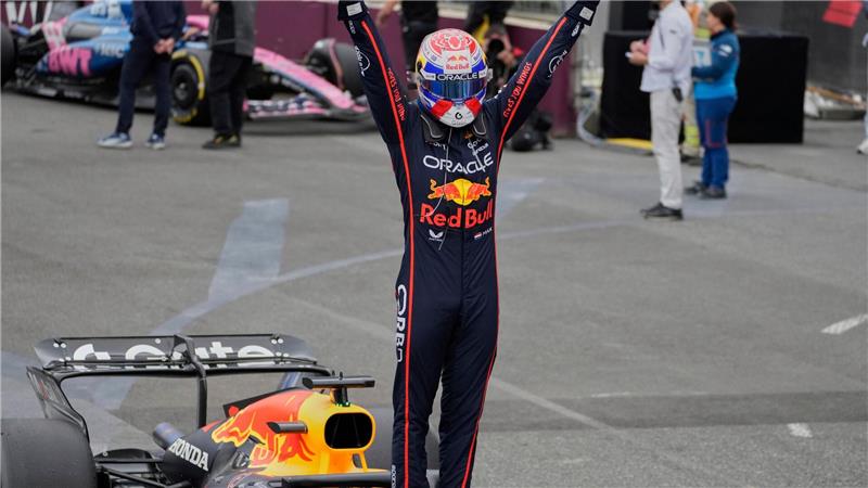 Verstappen-Triumph auch in Baku - Piastri kracht in die Wand Zweiter Sieg nacheinander - Verstappen ist zurück im WM-Kampf.