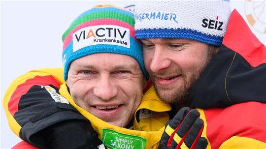 Zwischen Francesco Friedrich (links) und Johannes Lochner herrscht neuerdings Stunk.