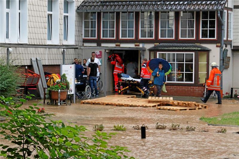 Ulrich Zerreßen: „Vor einem Jahr stand der Theresienhof vor dem Nichts“ <p>124 Bewohner mussten aus dem Theresienhof evakuiert werden, als die Flut kam.</p>